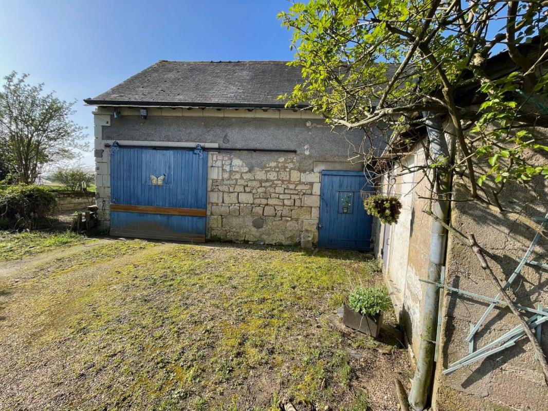 VILLEBERNIER Maison Villebernier 8 pièce(s) 179 m2 2