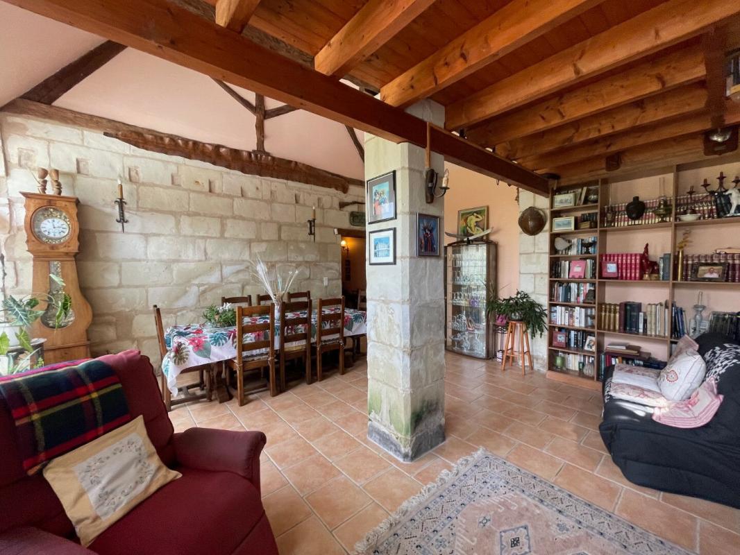 VILLEBERNIER Maison Villebernier 8 pièce(s) 179 m2 6