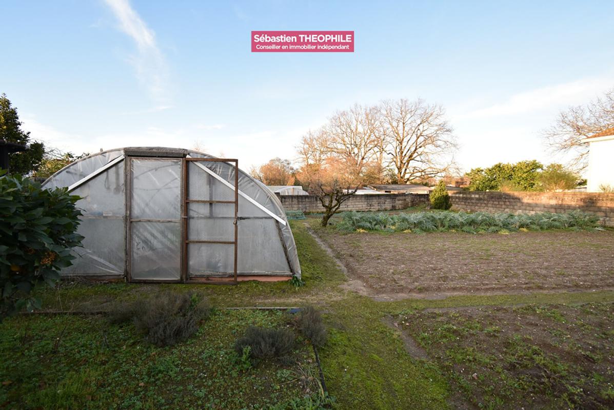 CHALLANS Terrain constructible Challans 780 m2 2