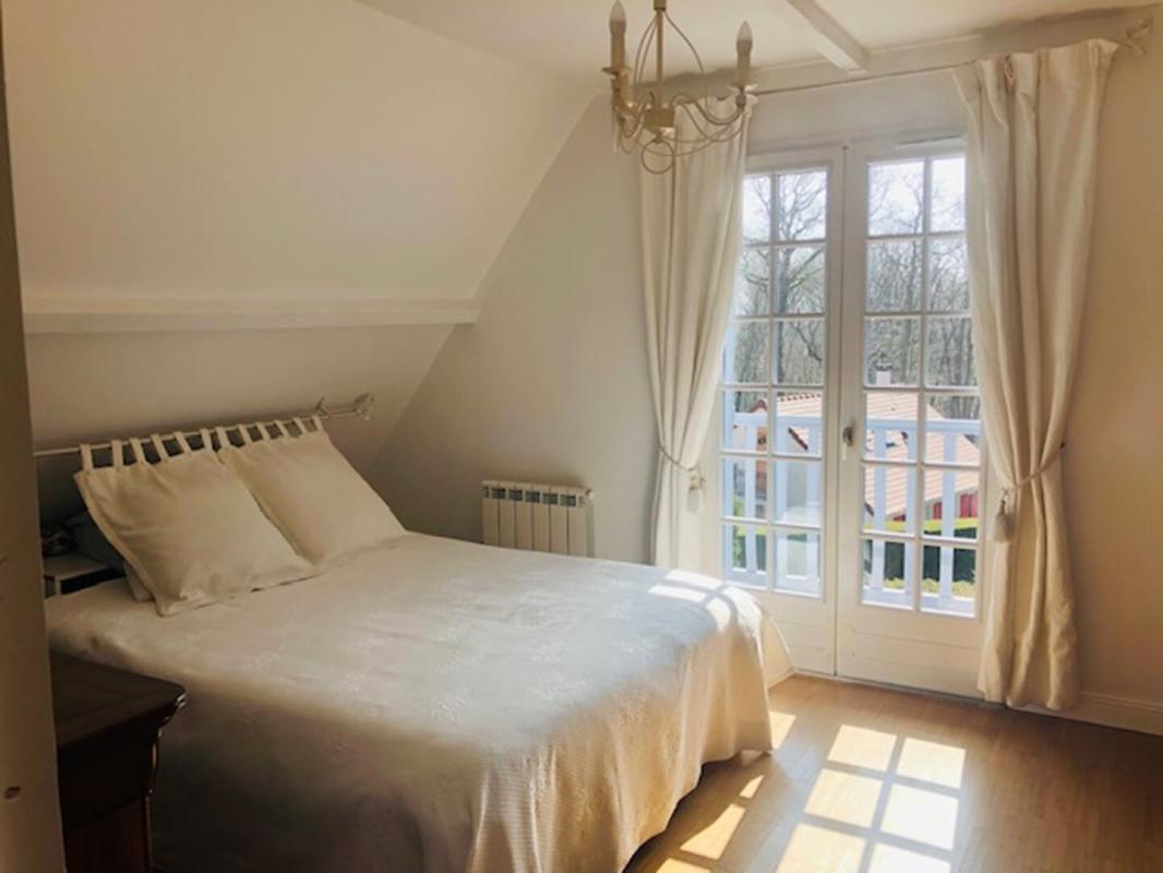 NOTRE-DAME-DE-GRAVENCHON MAISON DE CHARME PORT-JEROME-SUR-SEINE (haut) - environnement privilégié - voie sans issue - proche centre -ville 9