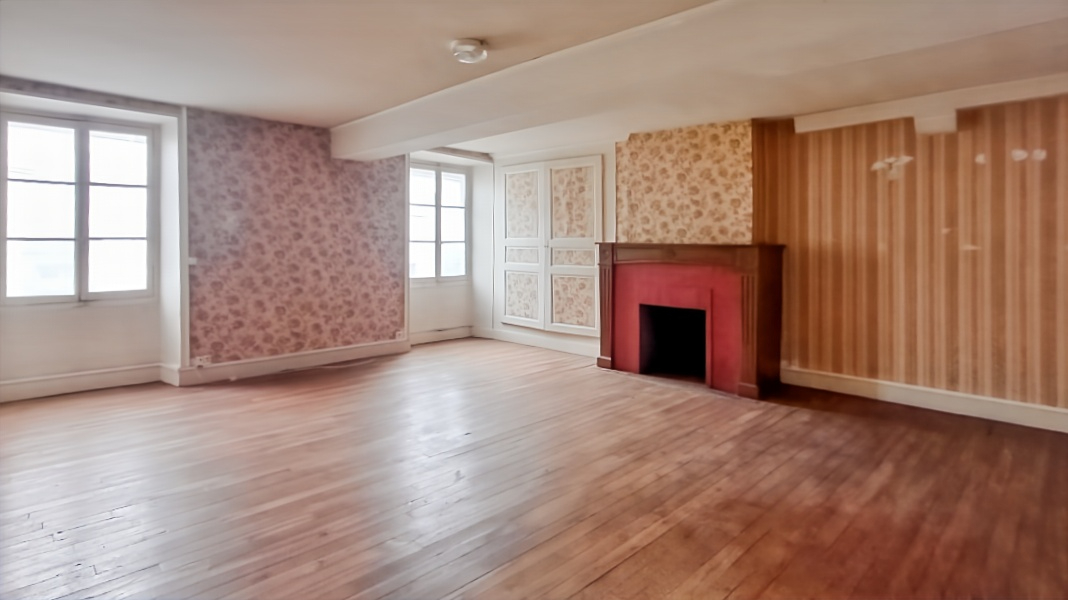 SAINT-BENOIT-DU-SAULT Maison  9 pièce(s) 260 m2 2