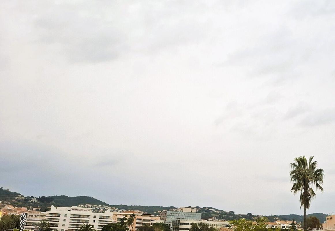 HYERES Hyères Olbius Riquier Appartement 58 m² traversant et lumineux 7