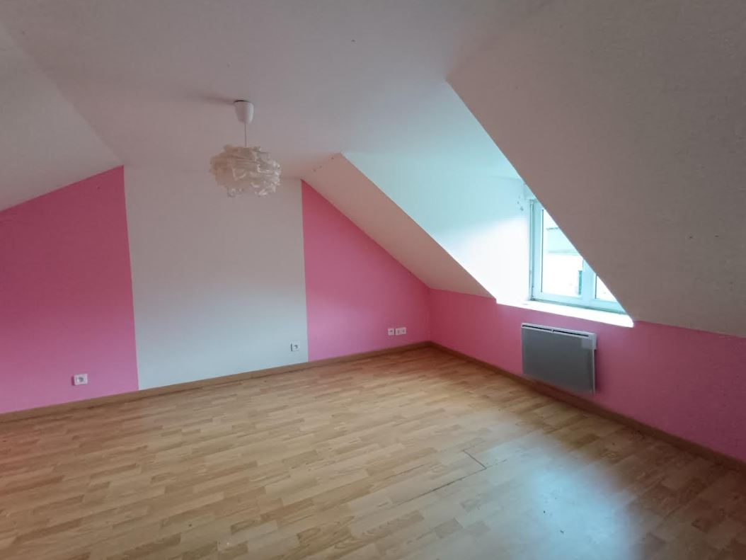 LAZ 29520 Laz maison en partie restaurée avec 5 chambres 2 grandes pièces de 26 m² et 46 m² 5