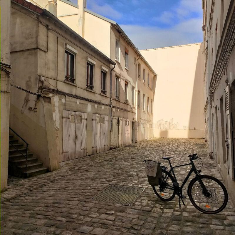 PARIS-11E-ARRONDISSEMENT Studio de charme refait à neuf- Faubourg Saint-Antoine 8