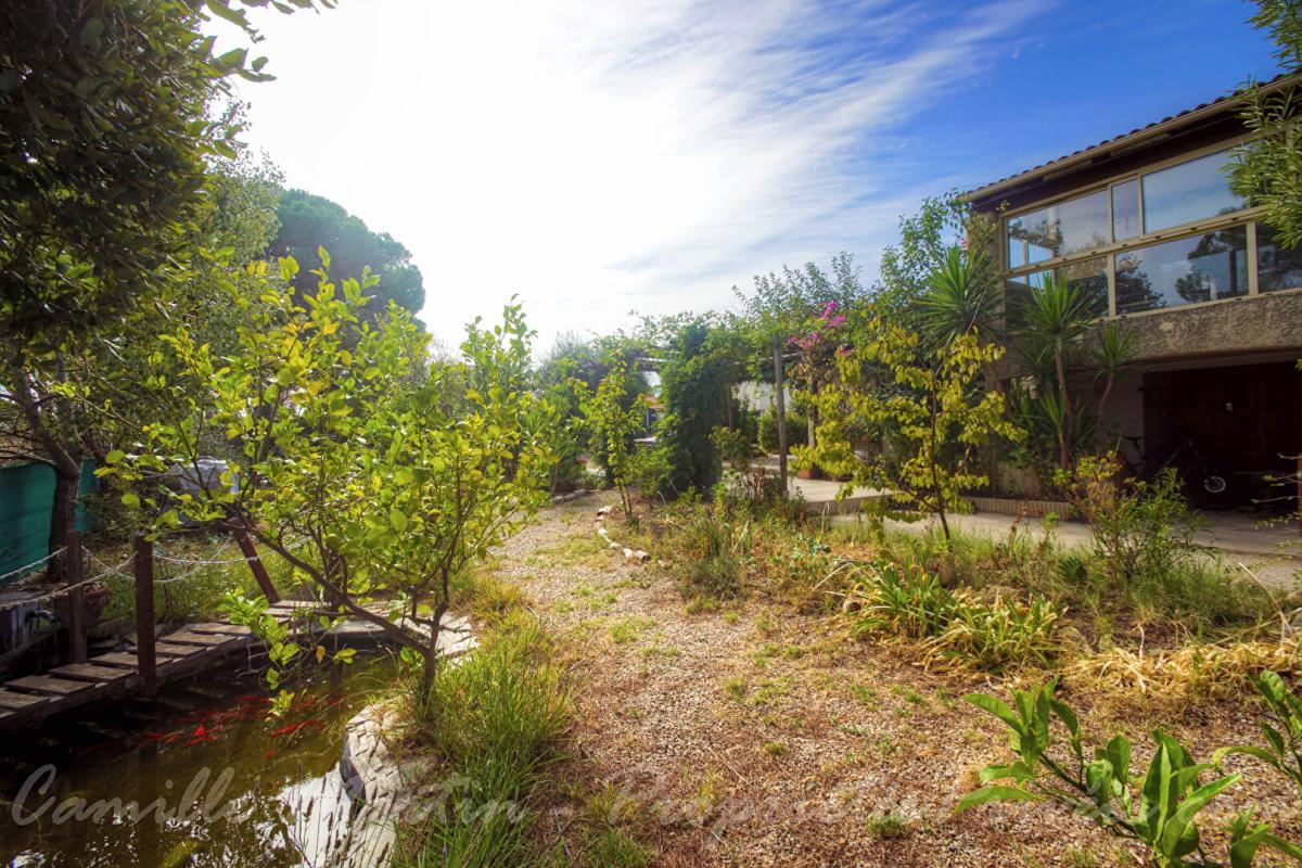 PUGET-SUR-ARGENS Maison Puget Sur Argens 7 pièce(s) 154m2 13