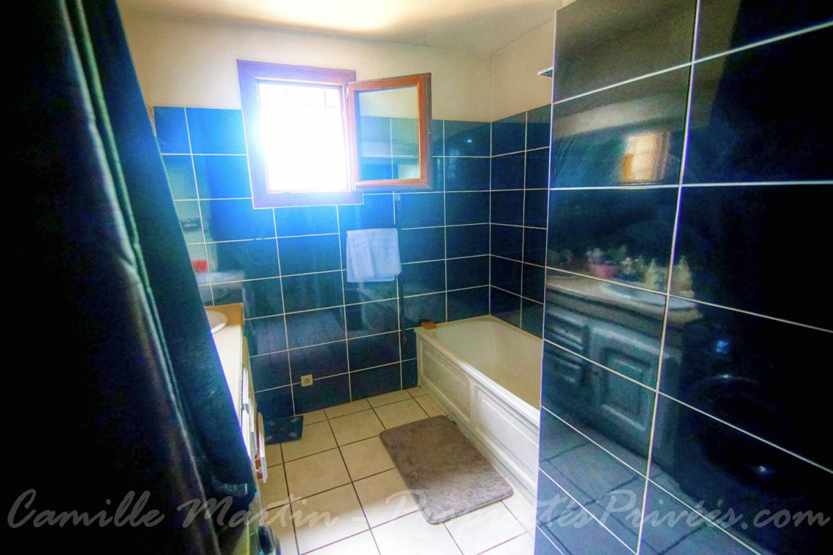 PUGET-SUR-ARGENS Maison Puget Sur Argens 7 pièce(s) 154m2 7