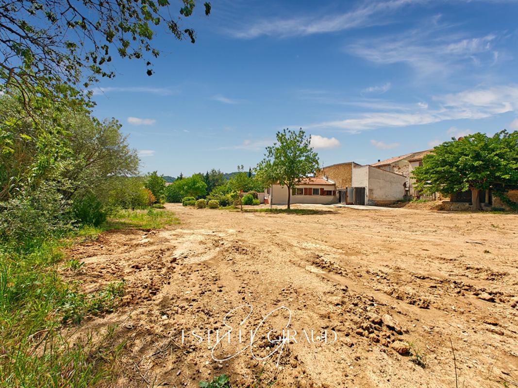 FELINES-MINERVOIS Ancien domaine Viticole, Maison avec terrasse, Grande parcelle, 3 Garages, Hangar, Remise 18