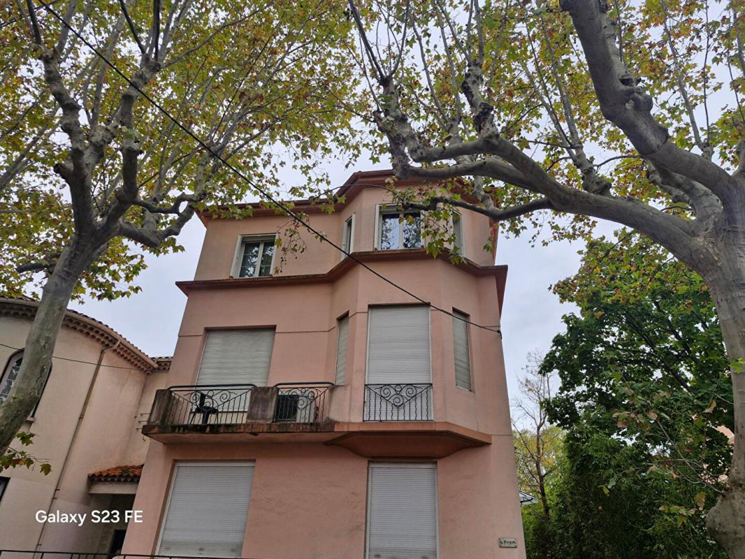 DRAGUIGNAN STUDIO de 20,20m² à Draguignan hors centre ville et non loin de la gare routière 9