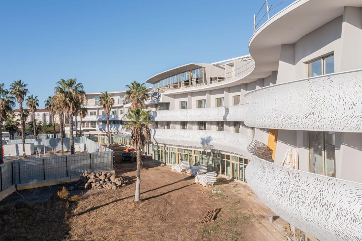LE CAP D'AGDE Le haut de gamme s'invite dans ce Duplex de plus de 49 m² au sein du village naturiste du Cap d'Agde 8