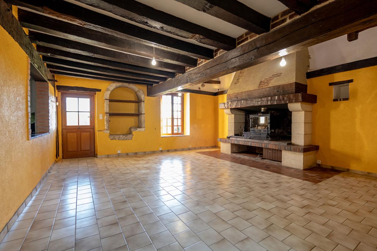 SAINT-HILAIRE-LA-GRAVELLE LIEUX UNIQUES ® x PROPRIÉTÉS PRIVÉES PROPOSE LONGÈRE DE 200 M²  SUR 4087 M² - SAINT-HILAIRE-LA-GRAVELLE 4