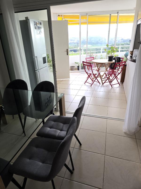 LE LAMENTIN Appartement Le Lamentin 3 pièce(s) 61m2 10