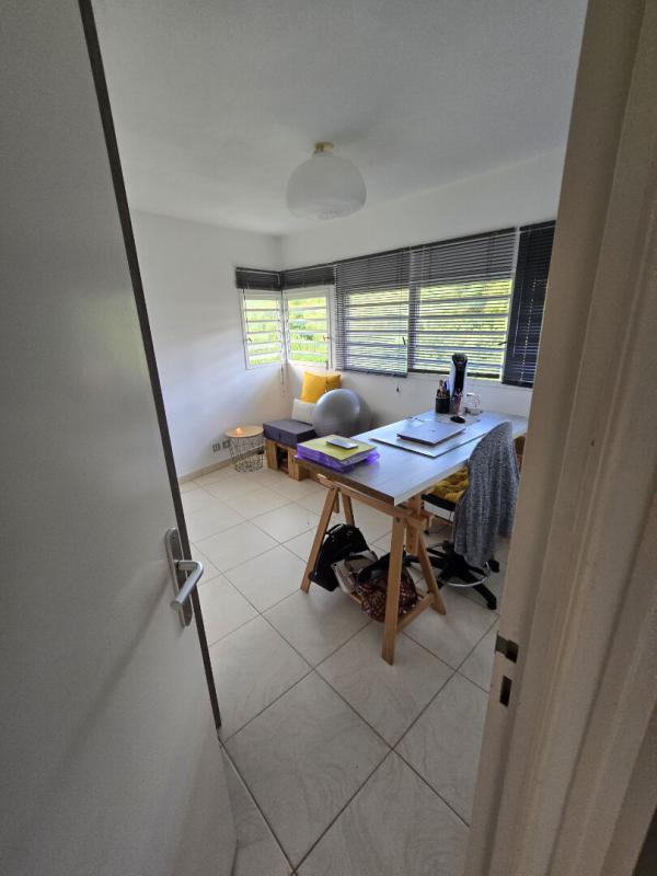 LE LAMENTIN Appartement Le Lamentin 3 pièce(s) 61m2 7