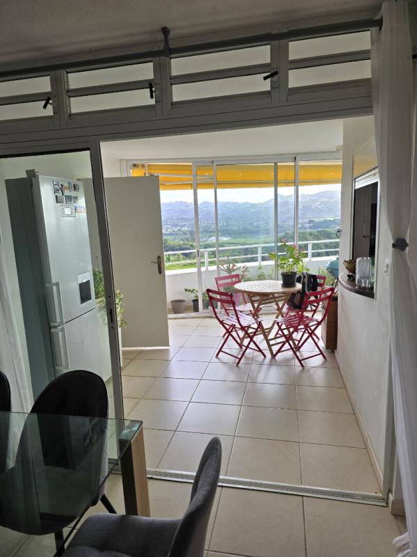 LE LAMENTIN Appartement Le Lamentin 3 pièce(s) 61m2 9