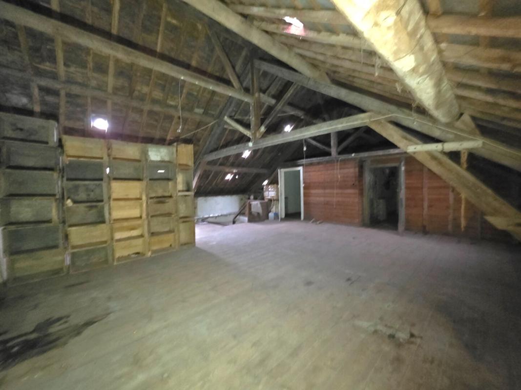 MONDREPUIS Maison  6 pièce(s) 130 m2 14