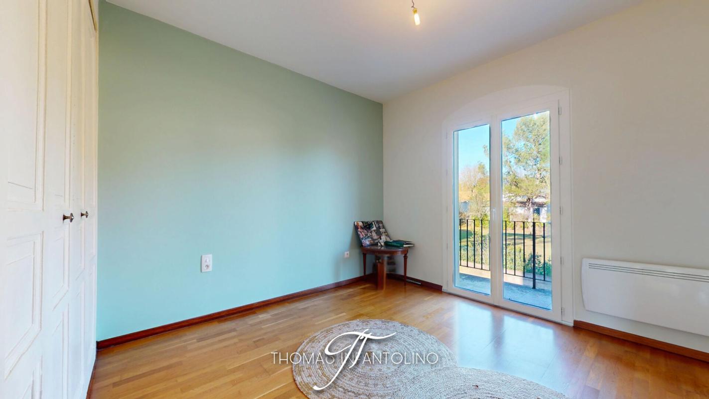 VILLEMOUSTAUSSOU EN EXCLUSIVITE - 4 CHAMBRES - CLIMATISATION - GARAGE - PISCINE 18