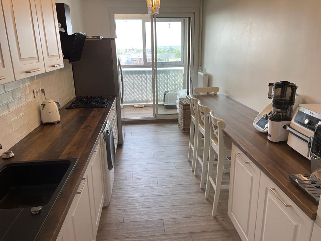 VALENCE Appartement Valence 5 pièce(s) 7