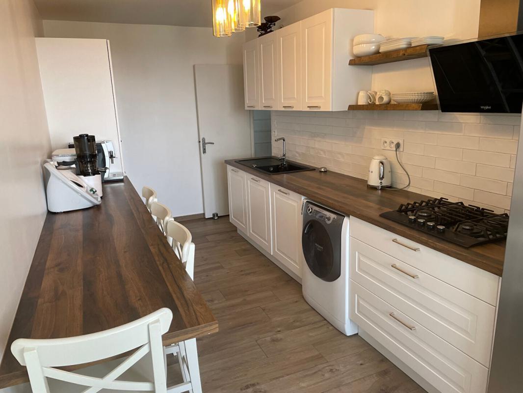 VALENCE Appartement Valence 5 pièce(s) 9