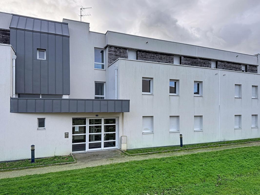 VANNES VANNES Beaupré Kersec. Appartement T4 lumineux de 75,36 m² avec ascenseur, balcon sud ouest, 3 chambres et parking privatif 14