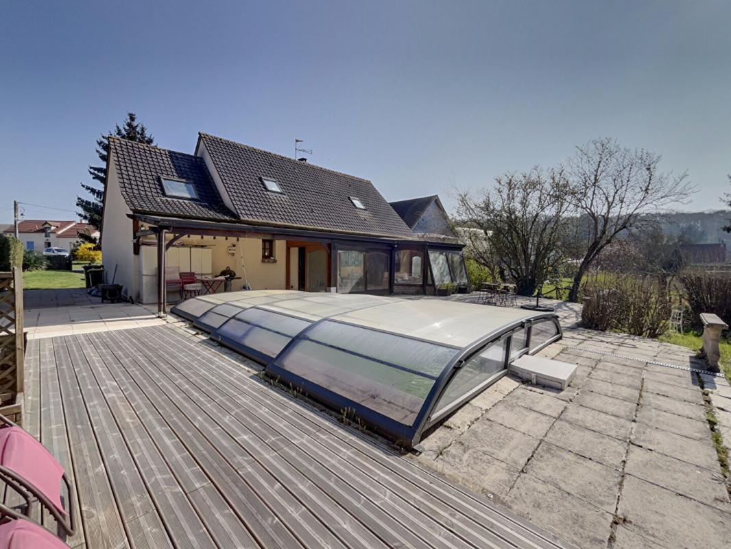 GAZERAN Maison 6 pièces 135 m2 + véranda chauffée + Garage 14