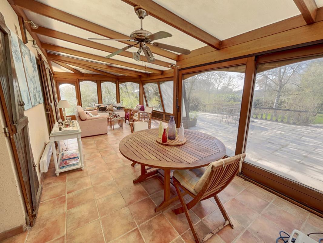 GAZERAN Maison 6 pièces 135 m2 + véranda chauffée + Garage 5