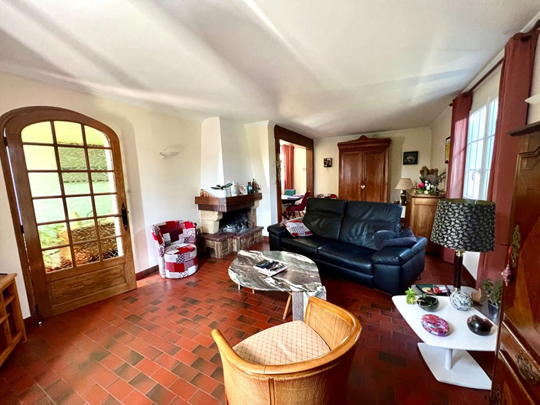 MONDOUBLEAU 20MN VENDOME GARE TGV    PAVILLON 4 CHAMBRES  PARFAIT ETAT 7