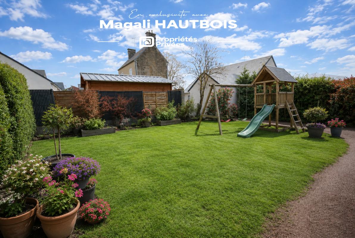 SAINT-HILAIRE-DU-HARCOUET Maison Saint-Hilaire-Du-Harcouët 6 pièce(s) 110 m2 16
