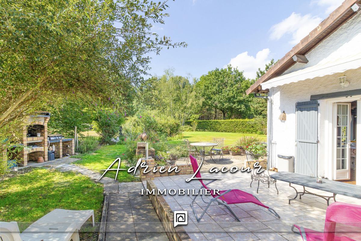 LASSAY-SUR-CROISNE Maison Lassay Sur Croisne 8 pièce(s) 180 m2 13