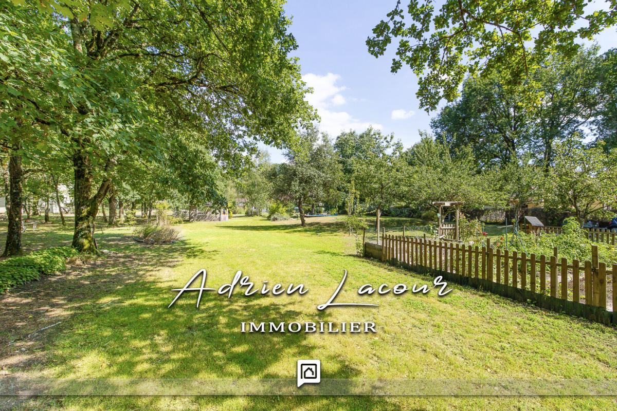 LASSAY-SUR-CROISNE Maison Lassay Sur Croisne 8 pièce(s) 180 m2 14