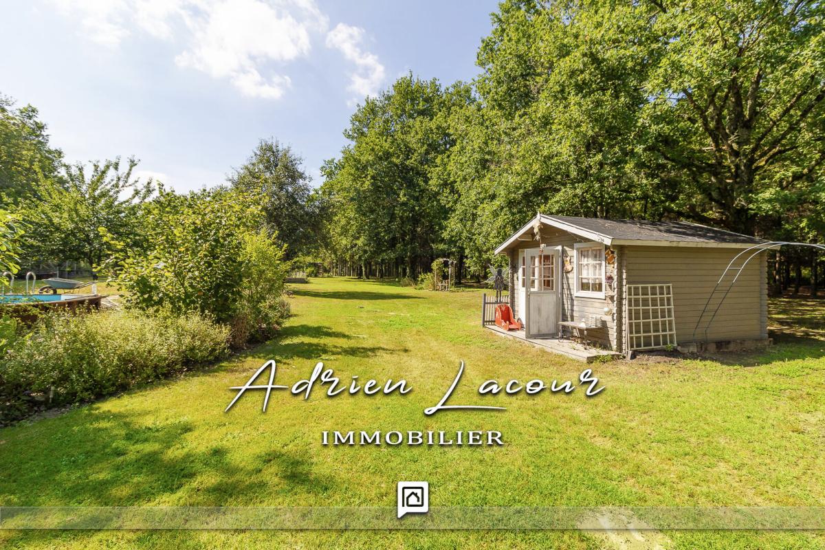 LASSAY-SUR-CROISNE Maison Lassay Sur Croisne 8 pièce(s) 180 m2 15