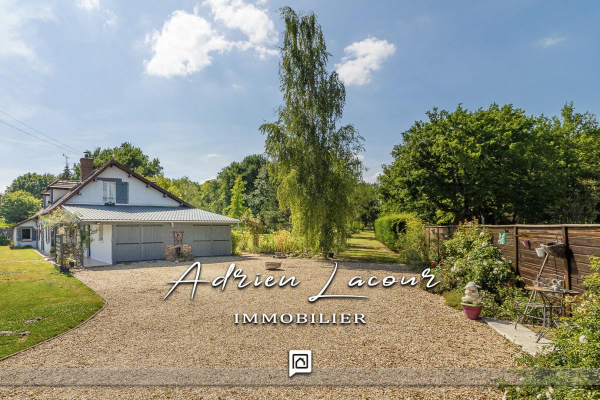 LASSAY-SUR-CROISNE Maison Lassay Sur Croisne 8 pièce(s) 180 m2 18