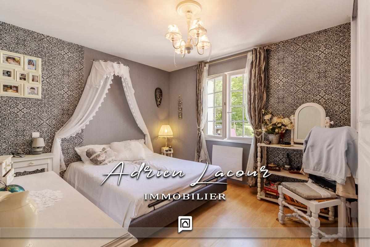 LASSAY-SUR-CROISNE Maison Lassay Sur Croisne 8 pièce(s) 180 m2 9