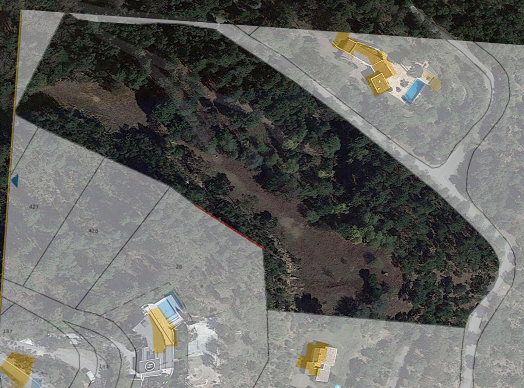 MANDELIEU-LA-NAPOULE Terrain à bâtir dans le Parc Résidentiel de l'Estérel Mandelieu 21850 m2 1