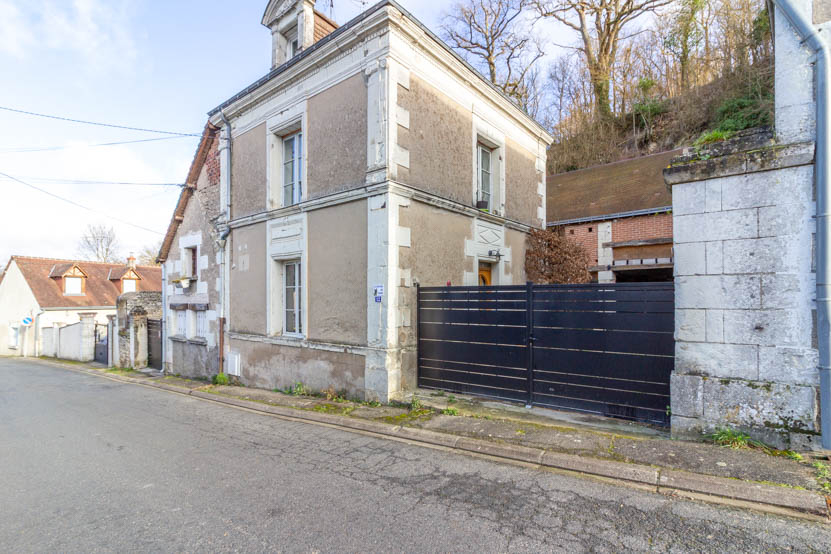 MOSNES Immeuble Mosnes 10 pièces 180 m2 1