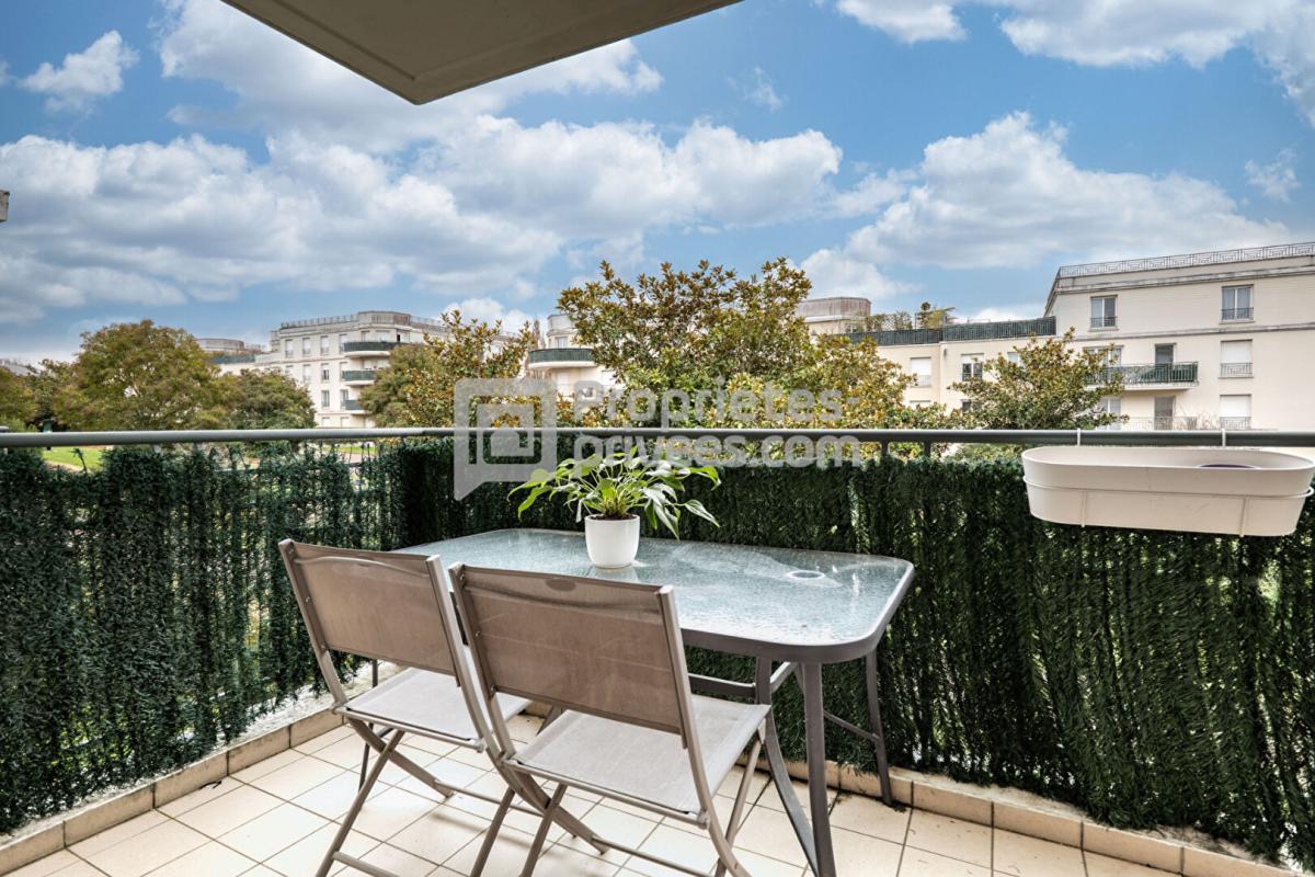 MONTEVRAIN Appartement 3 pièces récent avec balcon et parking,. Quartier résidentiel de Montévrain proche des commodités 12