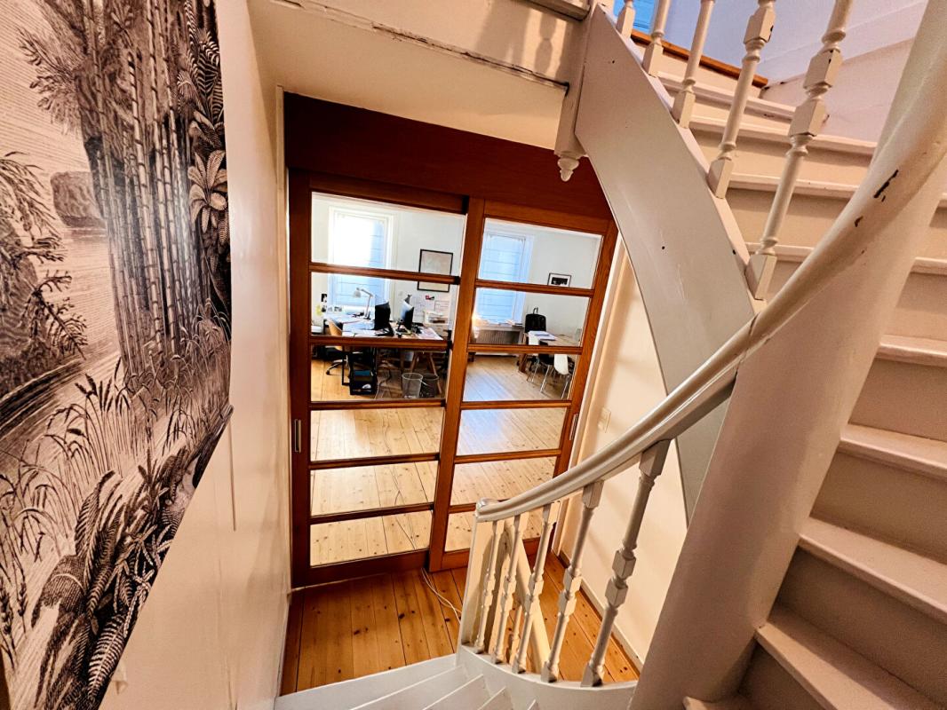 VANNES Maison fort potentiel -Port Vannes- 8 pièces- 175 m2-Jardin 1