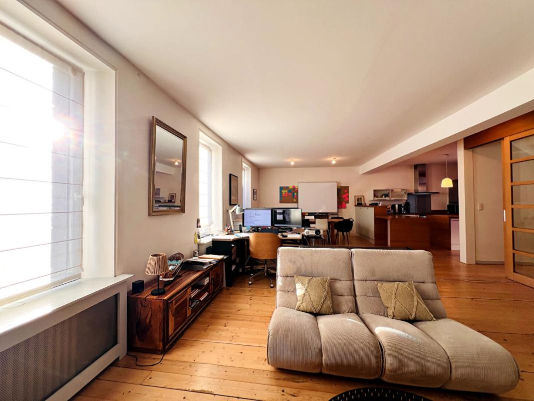 VANNES Maison fort potentiel -Port Vannes- 8 pièces- 175 m2-Jardin 8