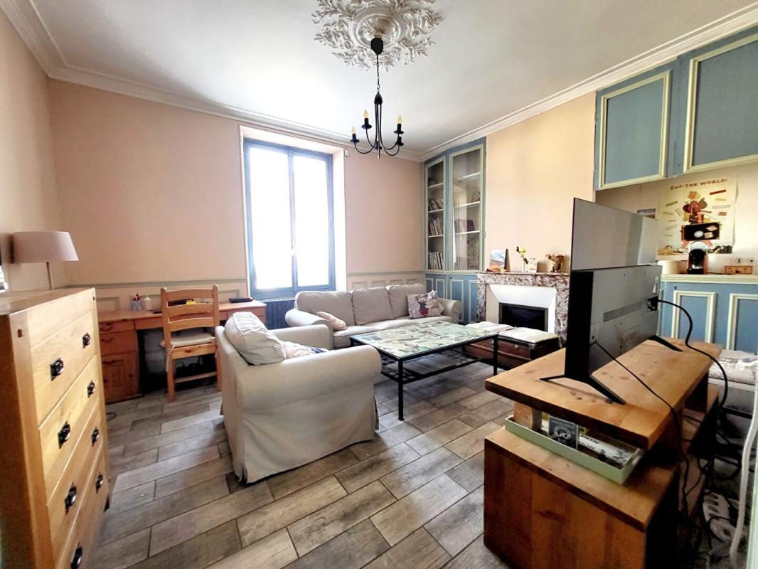 MORIGNY-CHAMPIGNY Habitation avec Jardin à Morigny Champigny 5