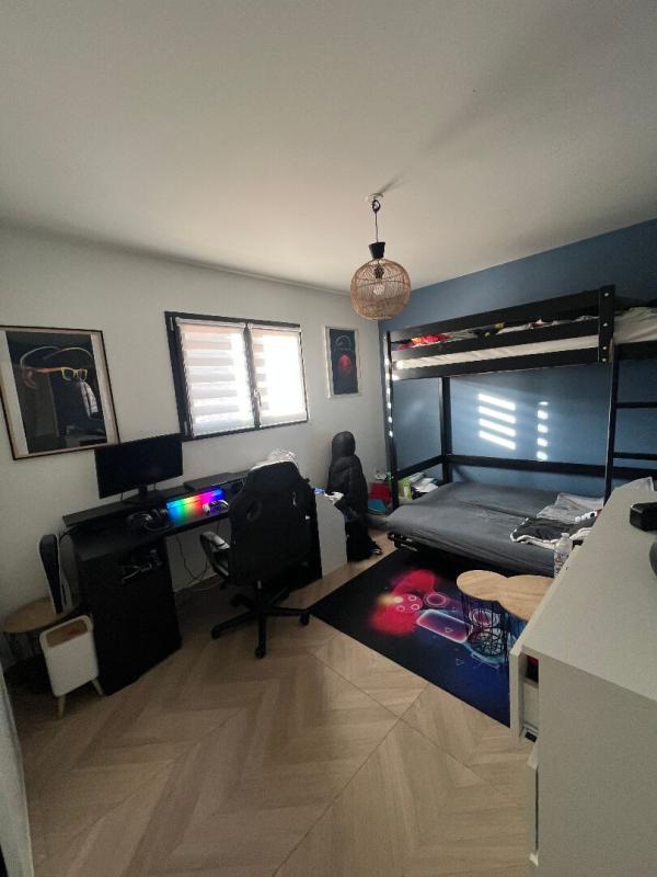 GUILHERAND-GRANGES Maison 4 pièce(s) 96 m2, garage 10