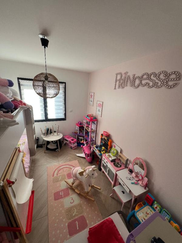 GUILHERAND-GRANGES Maison 4 pièce(s) 96 m2, garage 12