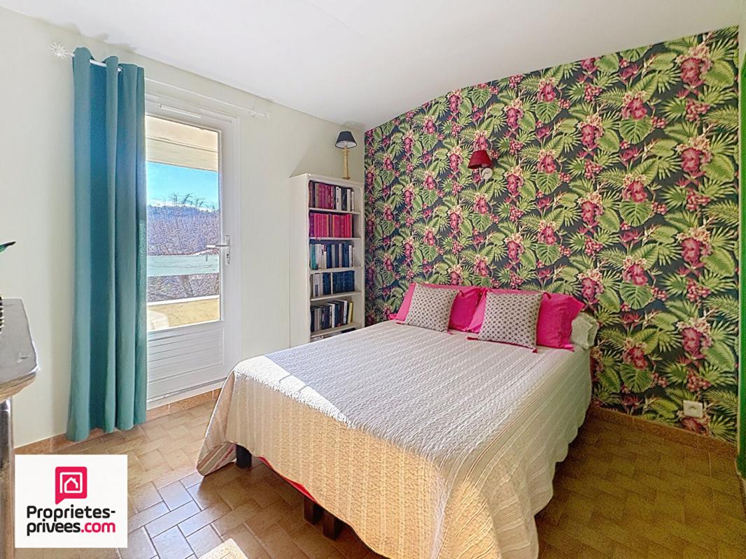 RIANS Rians VILLA T4 garage piscine sur 1200 m² 11