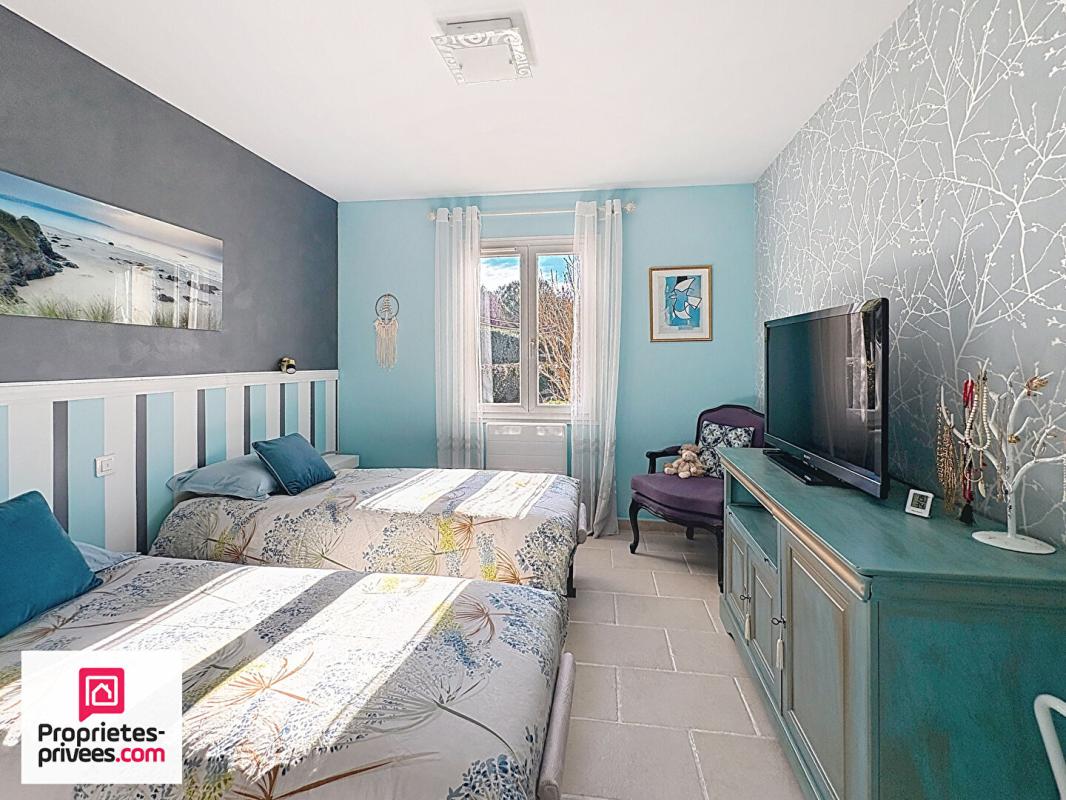 RIANS Rians VILLA T4 garage piscine sur 1200 m² 9