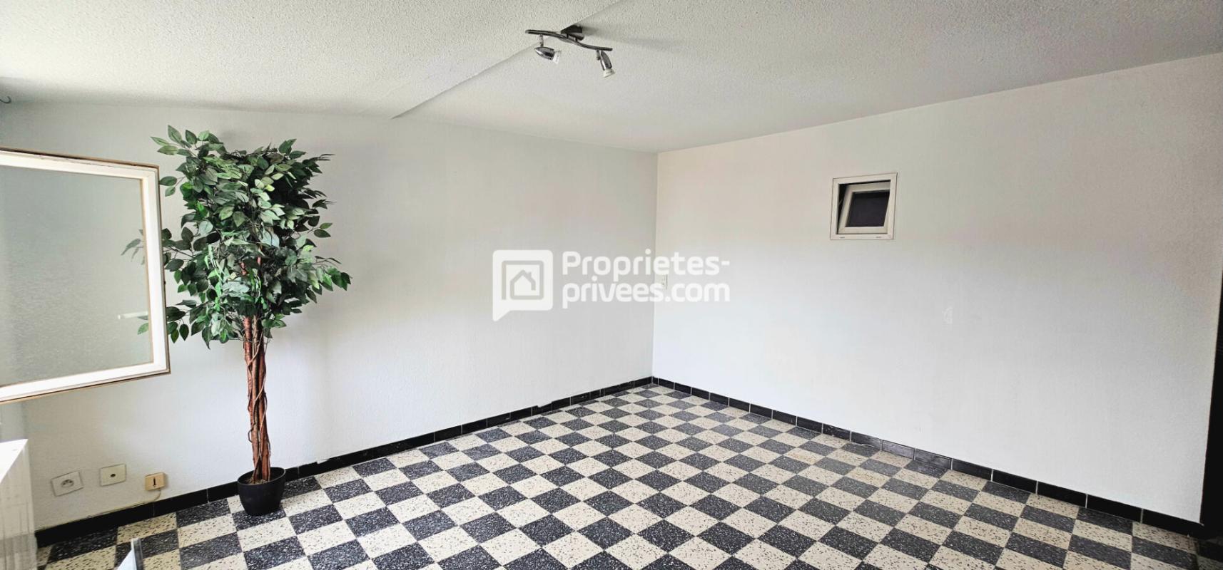 PORT-LA-NOUVELLE Port La Nouvelle centre ville studio de 24 m² 1