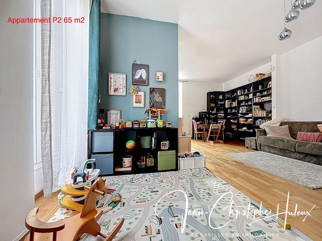 NIMES 30000 NIMES Immeuble de 3 Appartements loués 1