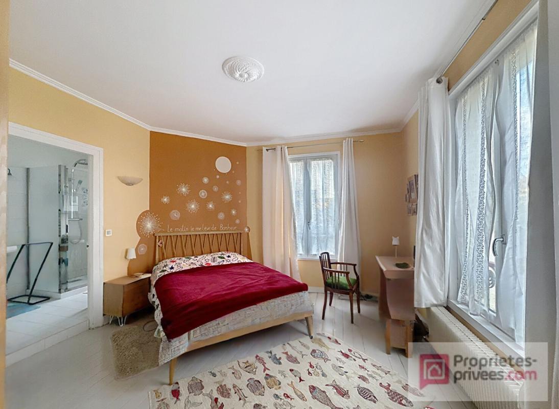 LISIEUX Maison de Maître en centre ville de Lisieux 7