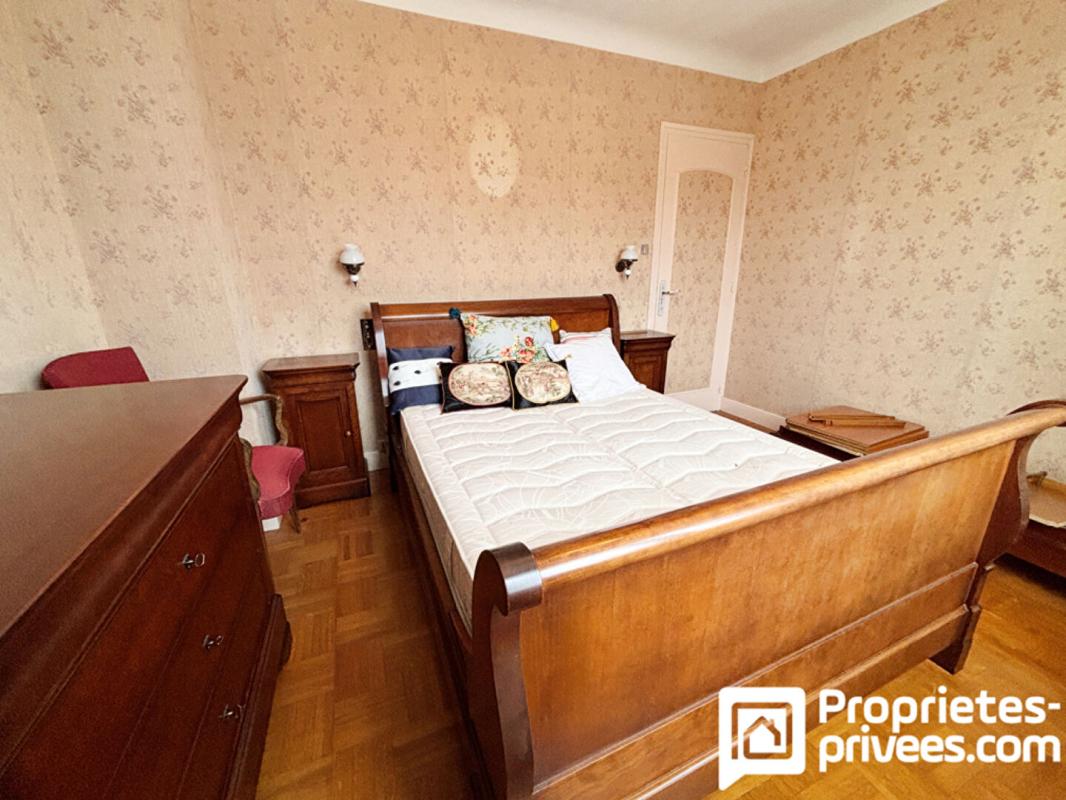 VIERZON Maison Vierzon 3 pièce(s) 4