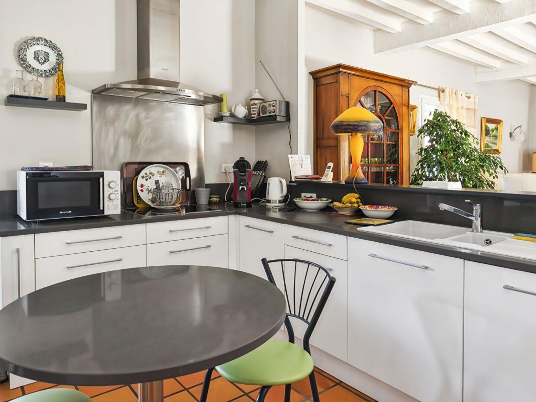 SARLIAC-SUR-L'ISLE Confortable maison contemporaine au calme, 4 chambres, séjour double avec cheminée, beau parc paysagé 9