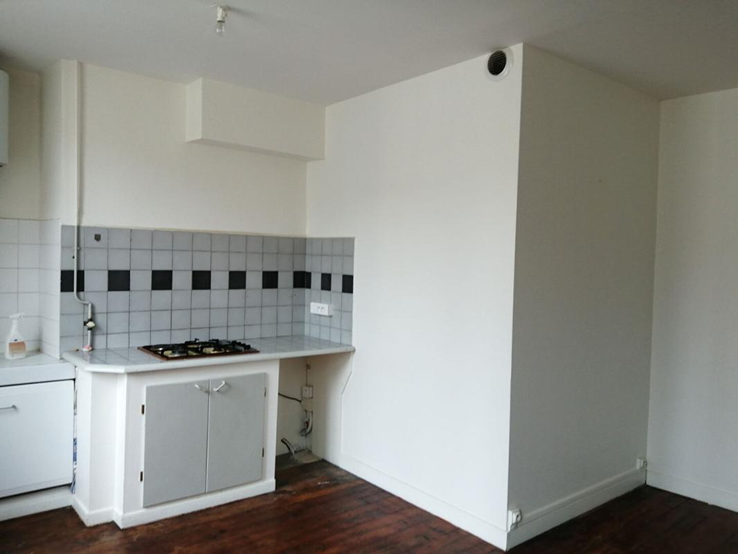 VIENNE Appartement Vienne 2 pièce(s) 39 m2 4