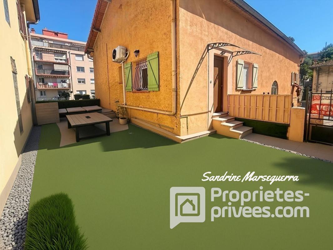 CAGNES-SUR-MER 2 Pièces en Duplex avec cour de 35m² 9