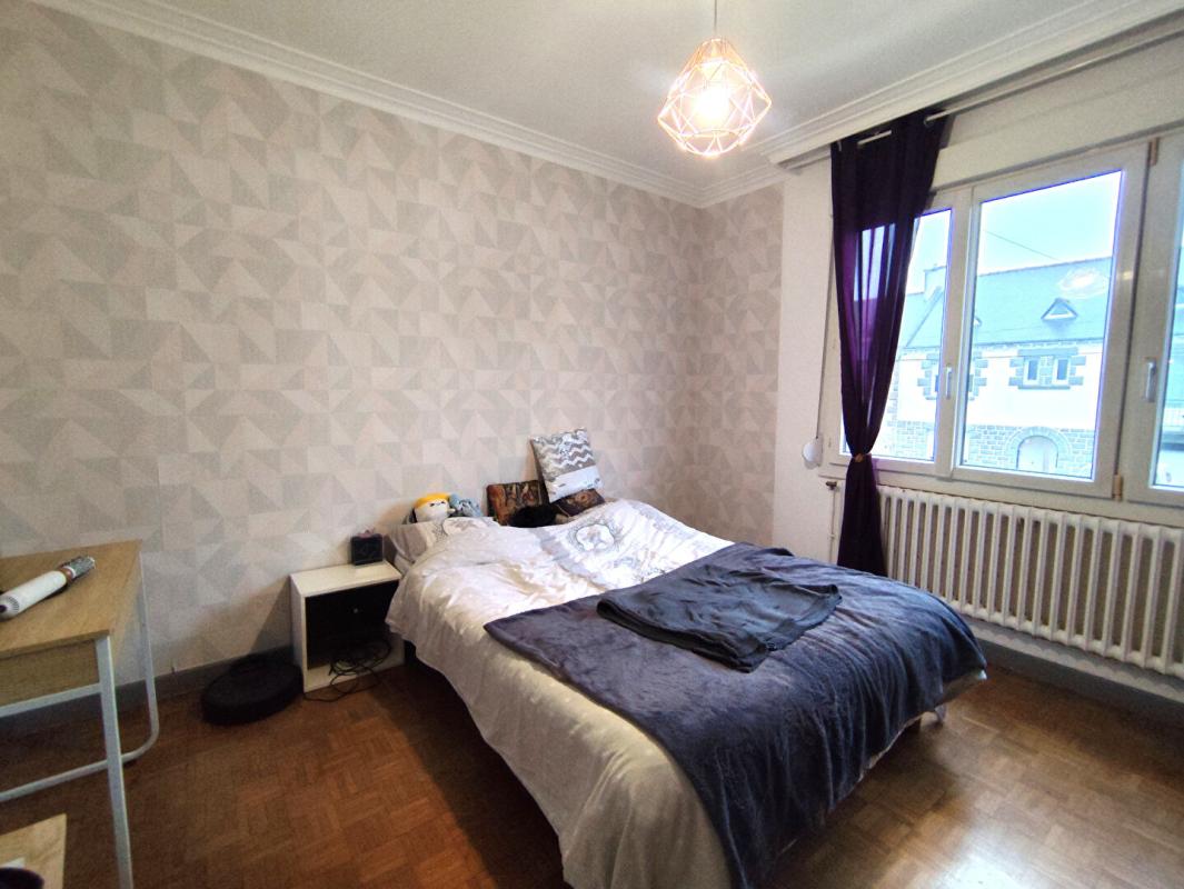 PLOUFRAGAN PLOUFRAGAN : Grande maison idéalement située 6