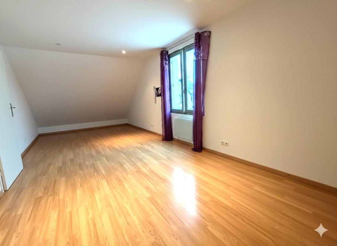 PLOUFRAGAN PLOUFRAGAN : Grande maison idéalement située 8